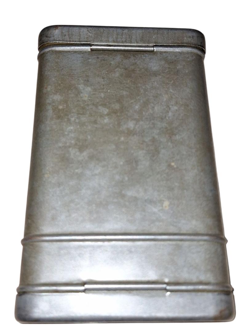 a german ww2 k98 cleaning box