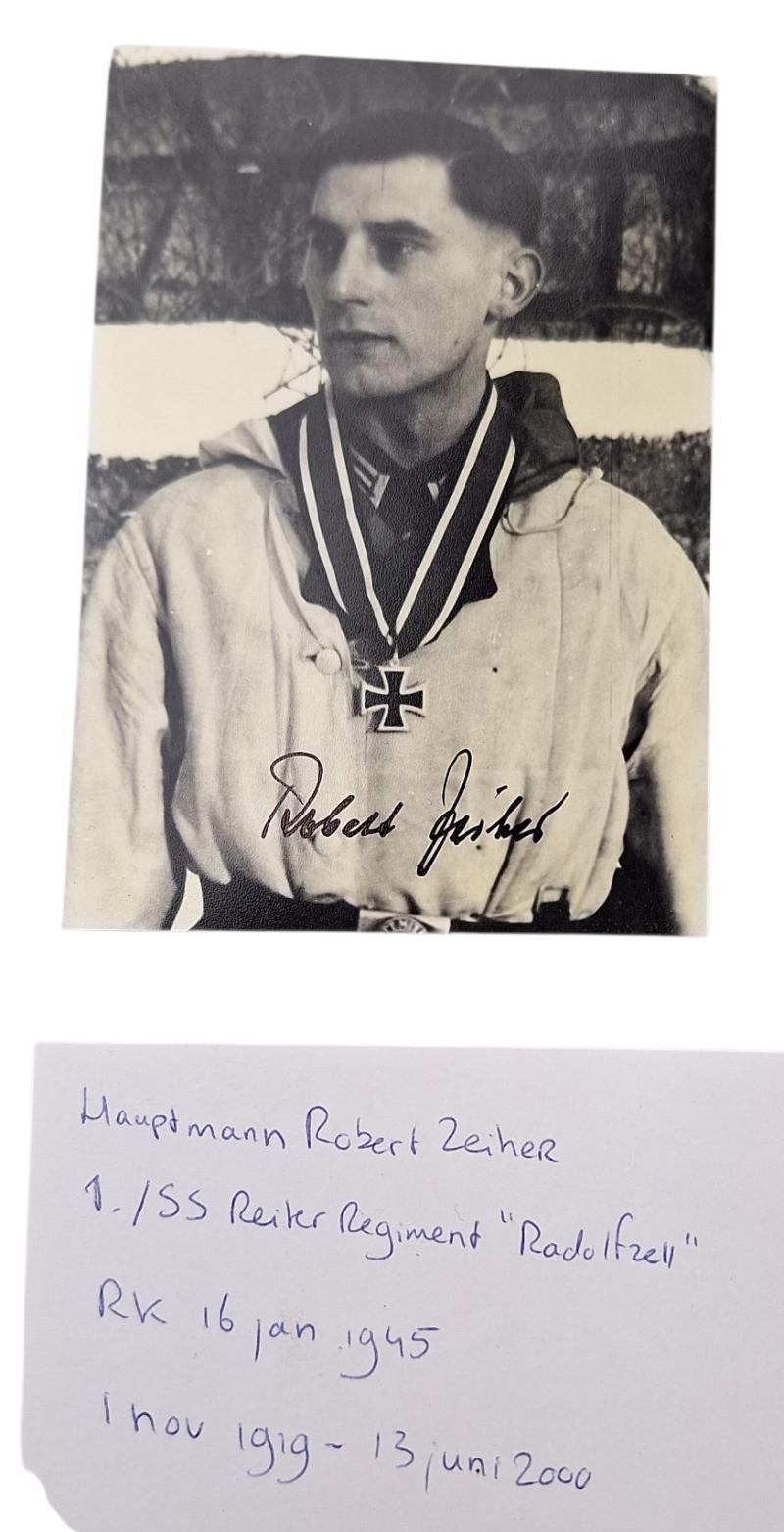 A photo with an original signature by Robert Zeiher
