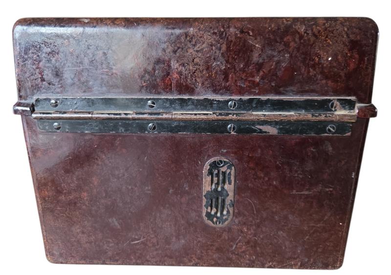 a wehrmacht field telephone (FF33)