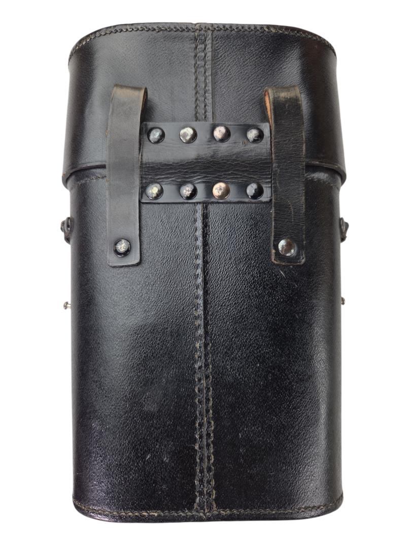 a German WWII Kriegsmarine binocular box