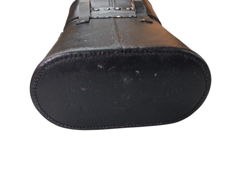 a German WWII Kriegsmarine binocular box