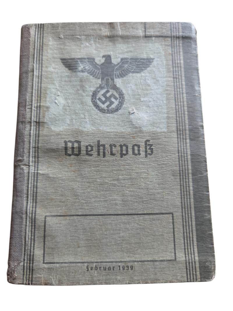 a german wehrpas from Walter Felchmann