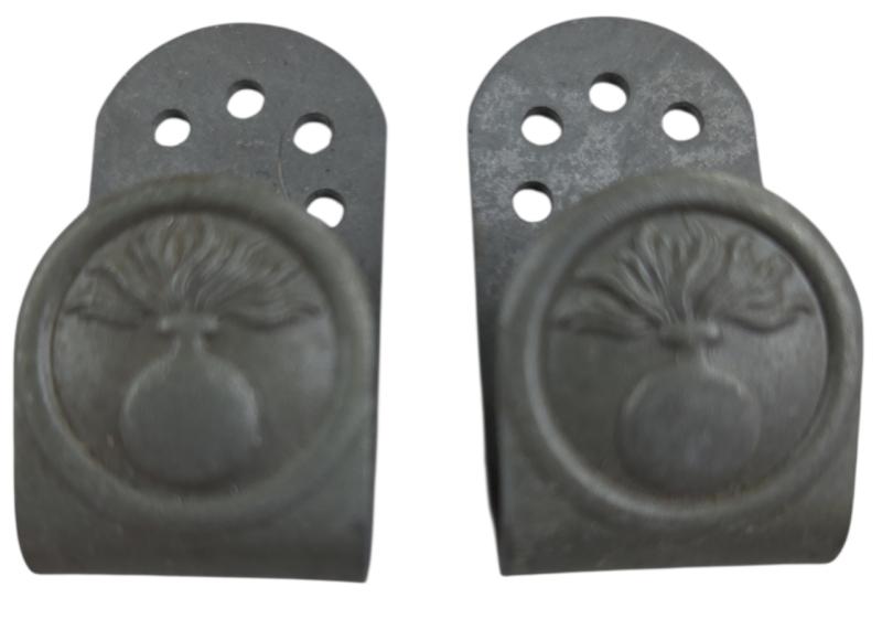 a set of 2 dutch schalkhaar Police belt hooks