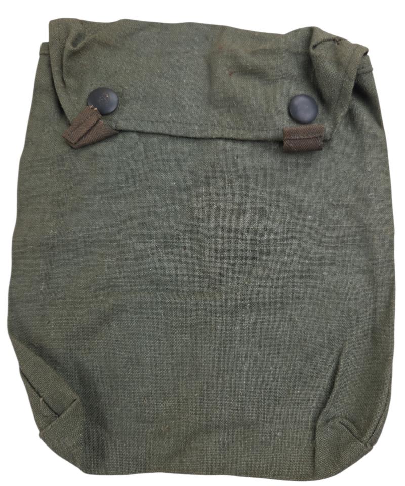 a Wehrmacht  Gascape Pouch