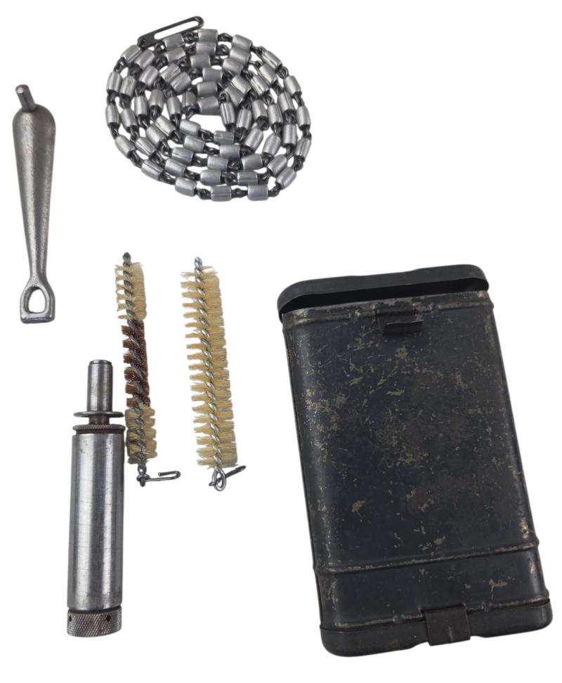 n a german ww2 k98 cleaning box marked with 