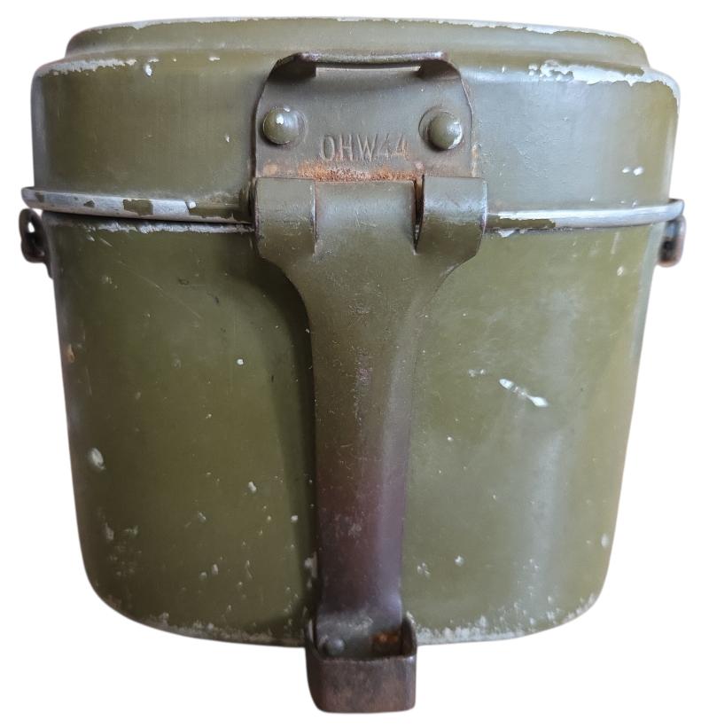 a German Wehrmacht M31 Messtin (or Essgeschirr).