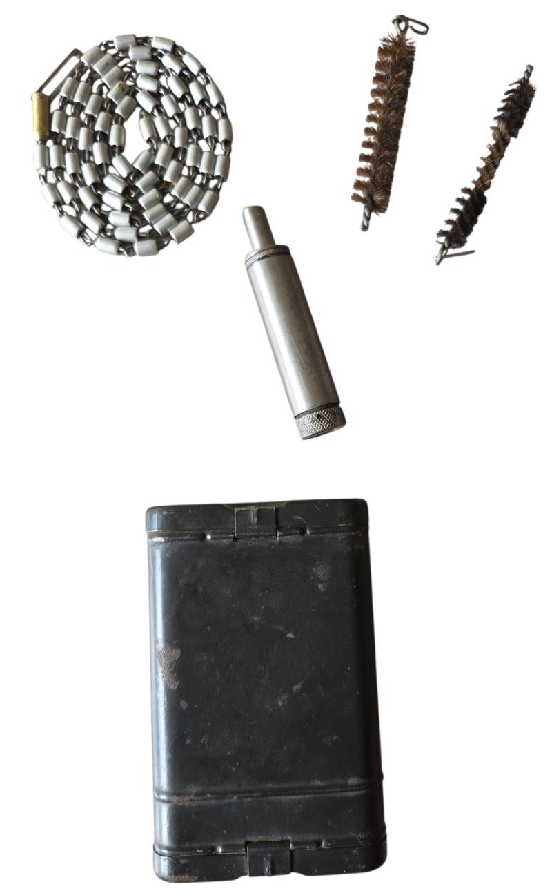 a german ww2 k98 cleaning box