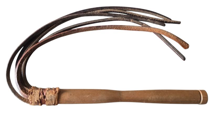 Wehrmacht clothing whip