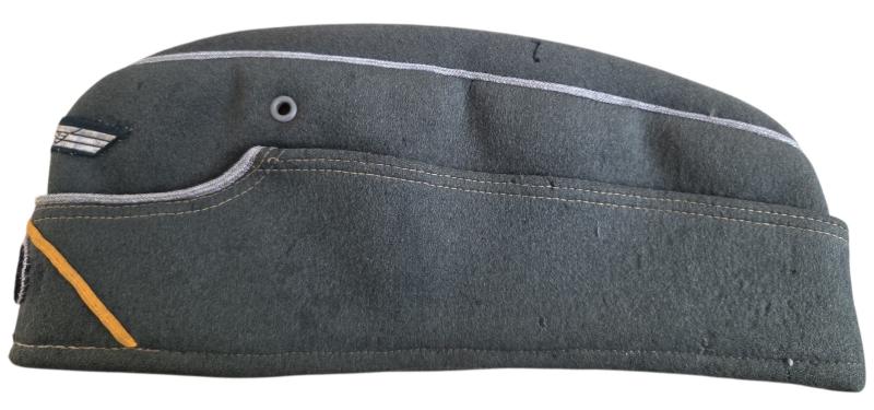 A   Wehrmacht  officers m36 field side cap