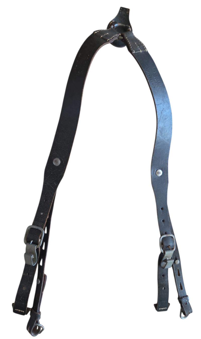 a Wehrmacht part of a Y-strap