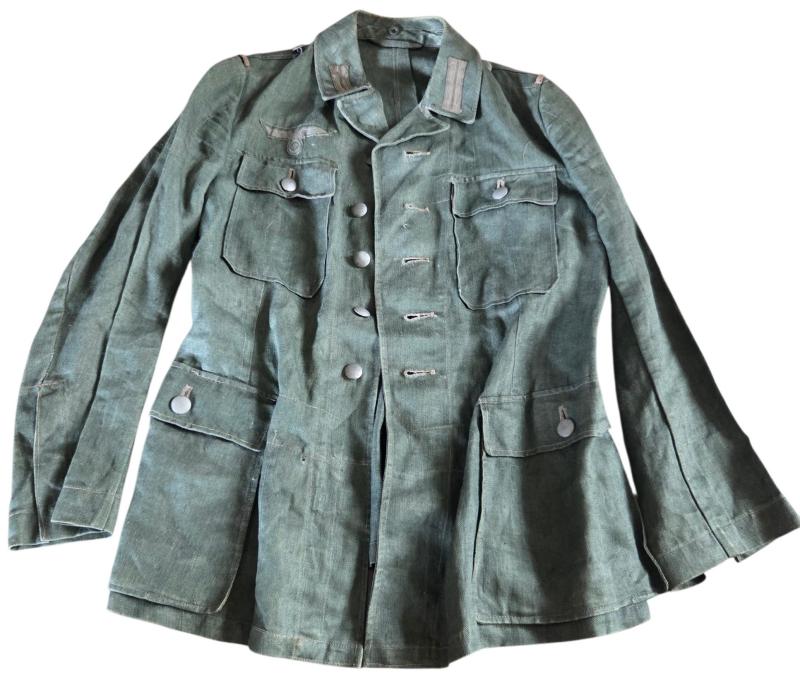 a wehrmacht m43 drillich uniform jacket