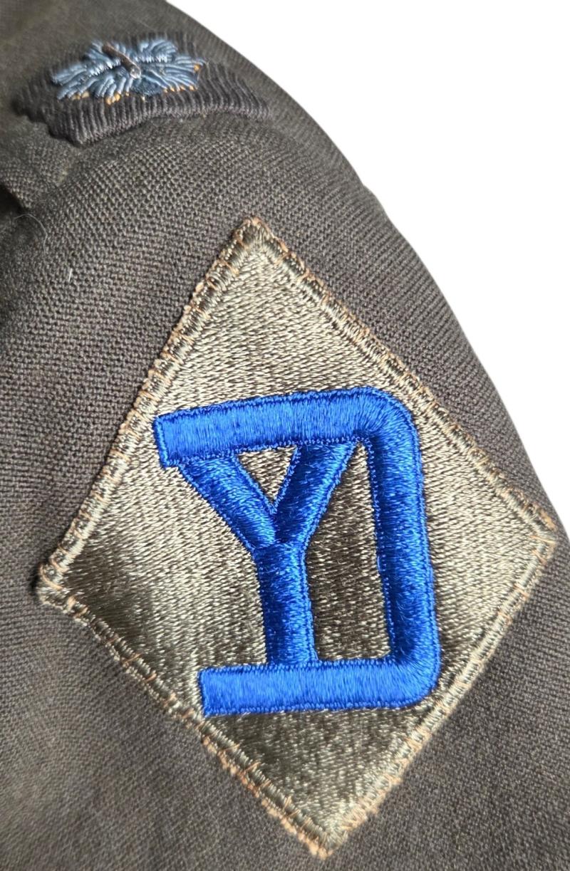 US officer's jacket and trousers in the 26th Infantry Division
