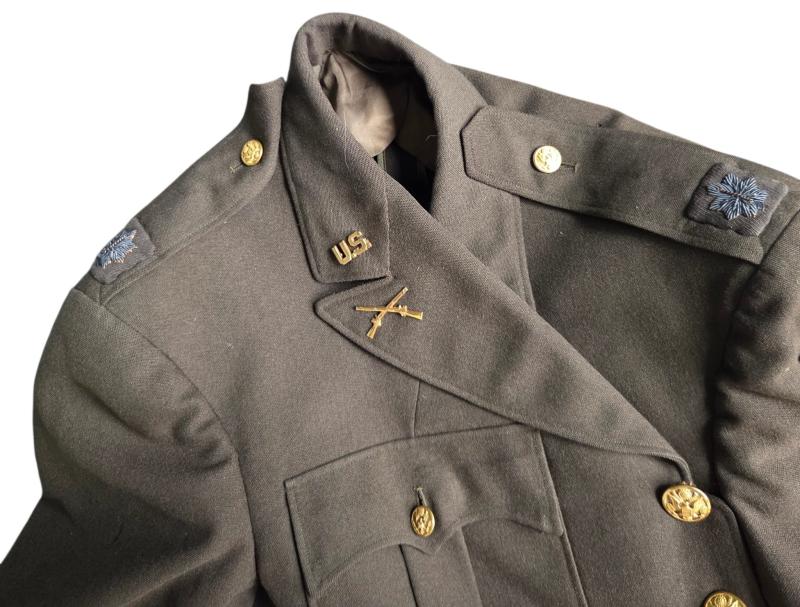 US officer's jacket and trousers in the 26th Infantry Division