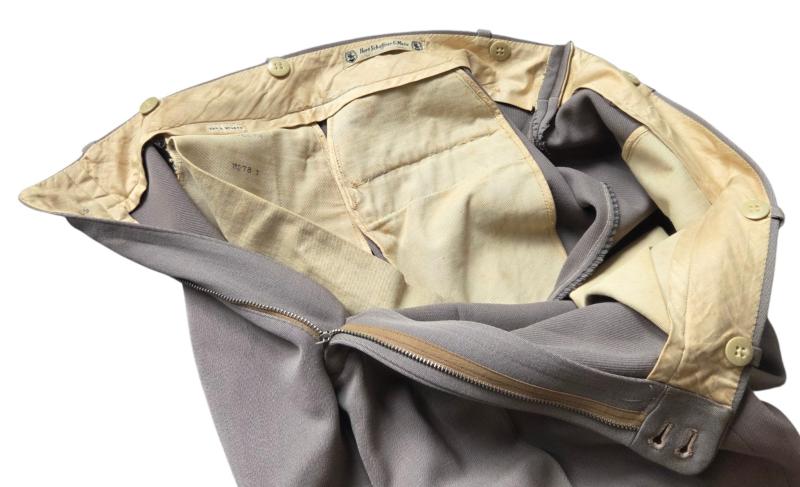 US officer's jacket and trousers in the 26th Infantry Division
