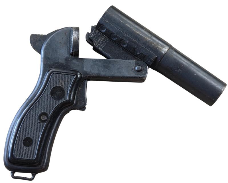 a Soviet/russia SPSh-44 Signal Pistol