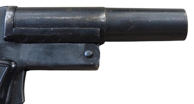 a Soviet/russia SPSh-44 Signal Pistol